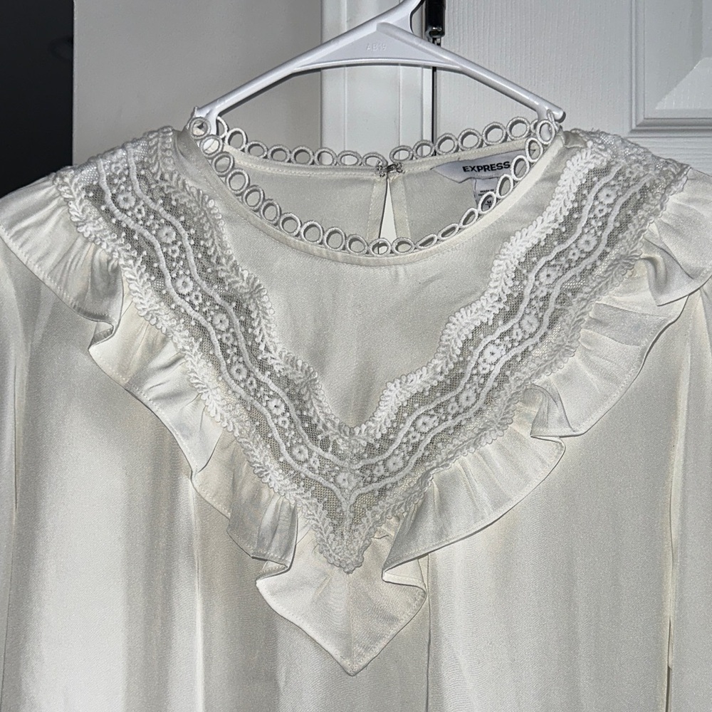 Express White Ruffle Lace Blouse - Picture 2 of 8
